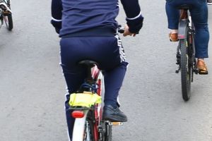 Iniţiativă de Cartea Recordurilor la Giroc: cel mai lung şir de biciclişti în mişcare