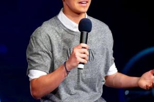 Un tânăr de 20 de ani din Botoşani, printre cei mai de succes 20 de tineri din România. Cum a făcut avere