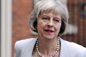 Theresa May şi-a anunţat demisia din funcţia de premier al Marii Britanii