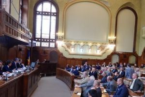 Consilierii judeţeni, convocaţi la şedinţă