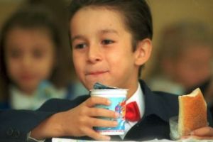 Scandal monstru într-o şcoală din Hunedoara, unde sănătatea elevilor a fost pusă în pericol! Anchetă în desfăşurare.