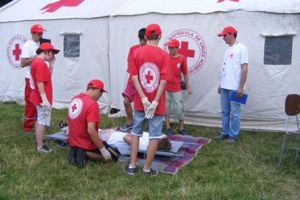 Elevii braşoveni se întrec în concursul „Sanitarii pricepuţi”