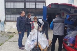Peste 865.000 de buletine de vot au fost transportate sub pază la secţiile de votare din tot judeţul
