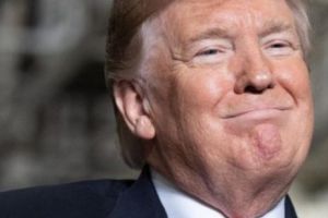 Judecător suspendat pentru atacuri politice la Donald Trump