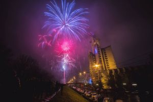 PROGRAM. Spectacol extraordinar de artificii, diseară, la Satu Mare!