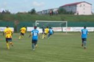 „Captură” slabă pentru echipele de fotbal de liga secundă: Ripensia a obţinut o remiză, cele două Poli au luat bătaie