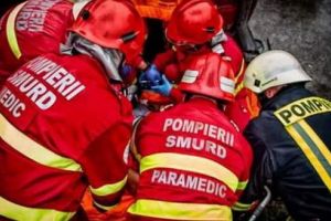 Accident cu două victime. Un bărbat se află în stare foarte gravă
