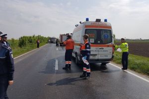 Bărbat rănit din cauza unui autotren, pe autostrada Timişoara-Lugoj