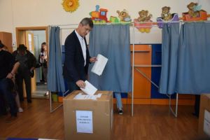 VIDEO FOTO Barna: Haideţi la vot, avem mare încredere în România!