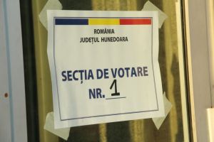 Prezenţa la vot în judeţul Hunedoara la ora 12.00