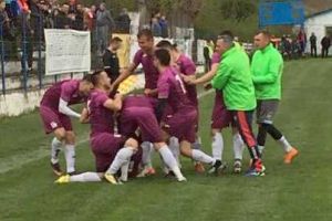 Momente ridicole în Liga a IV-a, la Mihalţ meci întrerupt în minutul 34, la scorul de 10-0 pentru Voinţa Stremţ!