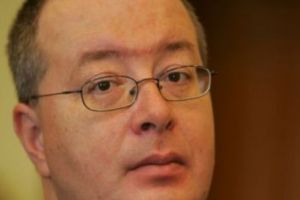 Bogdan Chirieac a fost agresat în secţia de votare. Motivul este incredibil