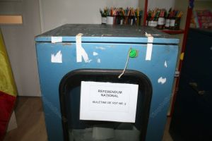 Poliţia face verificări în legătură cu o postare pe Facebook. Ce întrebări le sunt adresate membrilor BEJ