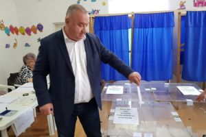 Viceprimarul Cristian Ganea a votat
