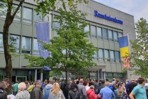 PMP şi USR PLUS cer prelungirea programului de vot pentru Diaspora – Situaţia mai gravă ca în 2014