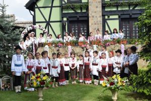 Festivalul Florilor – două poveşti de neuitat