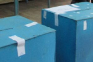 Organizaţia Dolj a Partidului Social Democrat a depus, duminică, la Biroul Electoral Judeţean o plângere împotriva preşedintelui secţiei de votare numărul 7 din Craiova