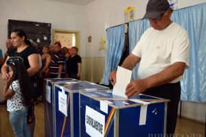 Prezenţă record la alegerile europarlamentare: 46% dintre bihoreni au fost la urne până la ora 19. Judeţul, pe locul 8 în ţară