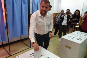 #26mai – Andrei Plumb – “Am votat pentru viitorul copiilor mei!”