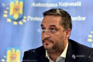 ANPC a comparat biscuiţii şi cornurile vândute în România cu cele comercializate în Franţa, pentru a demonstra dublul-standard al supermarketurilor