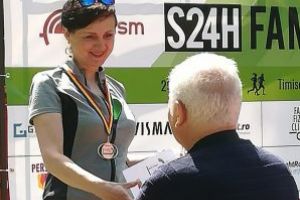 Oana Mălina Negrea şi Dan Suciu, atleţi ai CSM Sfântu Gheorghe, pe podium la Campionatul Naţional de Alergare de 6, 12 şi 24 ore 