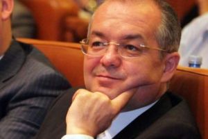 Emil Boc a pierdut categoric alegerile în Cluj. USR Cluj se laudă că a zdrobit tot