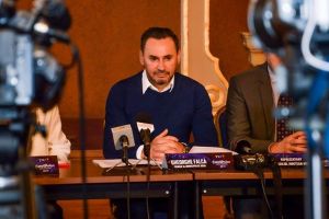 LOVITURĂ DE TEATRU: Gheorghe Falcă NU PLEACĂ la Bruxelles