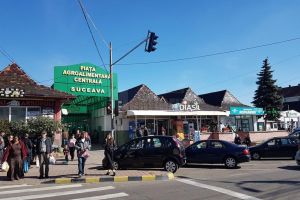 Primăria Suceava alocă 500.000 de lei pentru acoperirea „mini-bazarului” din spatele ...