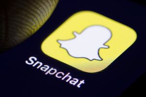 Snapchat ar putea urma modelul Instagram, permiţându-vă să adăugaţi muzică