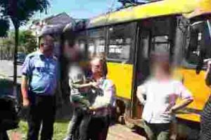 Un copil de 4 ani, din Botoşani, a plecat de la grădiniţă şi a fost găsit de poliţiştii locali în tramvai
