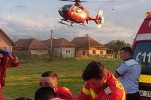 Accident grav de ATV. Victima, preluată de un elicopter SMURD Târgu-Mureş