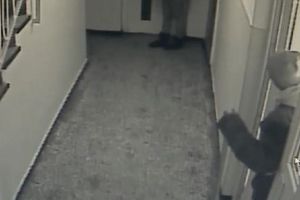 Atenţie, sătmăreni! Hoţii au dat buzna în scările de bloc din Satu Mare