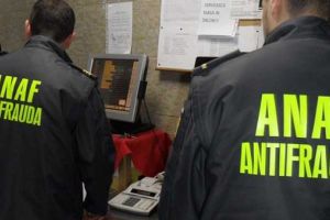 Controale ANAF la casele de marcat: amenzi de peste 35.000 de lei