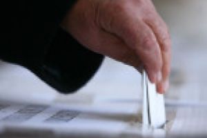 Cum au răspuns cărăşenii la întrebările de la referendum? Diferenţe zdrobitoare!