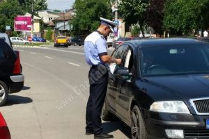 Infracţiuni contra siguranţei circulaţiei pe drumurile publice, constatate de poliţişti