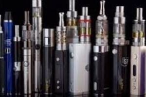 Țigări electronice: lichidele aromatice din aceste produse, bombă cu  ceas pentru inimă