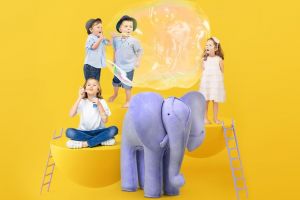 Paradă cu baloane de săpun, mascote şi surprize de 1 iunie la Shopping City Sibiu