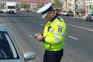 Acţiune de amploare a poliţiştilor de la Rutieră, în Prahova. Peste 1.600 de sancţiuni aplicate şi 25 de dosare penale, pentru şoferi