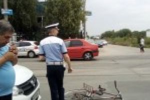 Alcoolul la volan asociat cu neatentia in trafic era sa produca o tragedie pe strazile din Braila