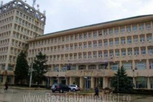 DSP şi DSVSA îşi vor prezenta activitatea în şedinţa Colegiului Prefectural, programată joi