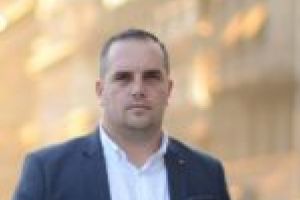 Prim-vicepreşedintele PNL Timişoara a cerut demisia liderilor locali din partid. Cum comentează Nicolae Robu, primarul Timişoarei?