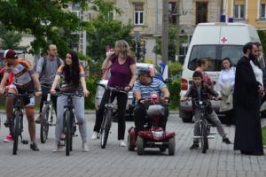 Ștafetă ciclistă prin Timişoara pentru susţinerea persoanelor afectate de scleroză multiplă