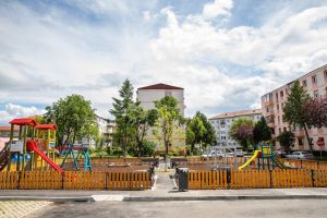 FOTO S-au finalizat lucrările de modernizare a încă unei zone din cartierul Hipodrom