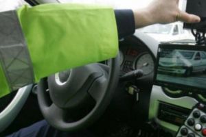 Vitezoman surprins în trafic. El circula cu viteza de 193 kilometri la oră