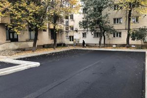 Asfalt nou în două cartiere din municipiul Botoşani. Vezi unde se fac lucrări!