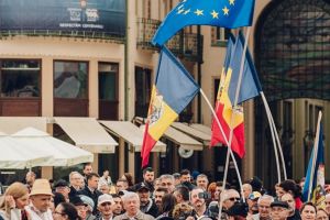 Gata cu festivismele!