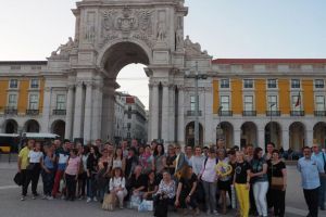 „Şcoala care ne place: încredere şi motivaţie pentru învăţare”