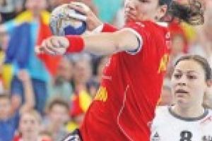 Trei zile de sport de calitate la Braila.  Patru super-echipe de handbal feminin fac spectacol