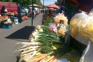 Piaţa Volantă de la stadion este închisă de 1 iunie