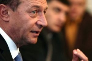 Dosarul lui Traian Băsescu dat de CNSAS pentru stabilirea calităţii de colaborator al securităţii a ajuns în instanţă. Fostul preşedinte spune ca va da CNSAS în judecată